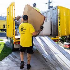 Best Garage Cleanout  in Cienegas Terrace, TX